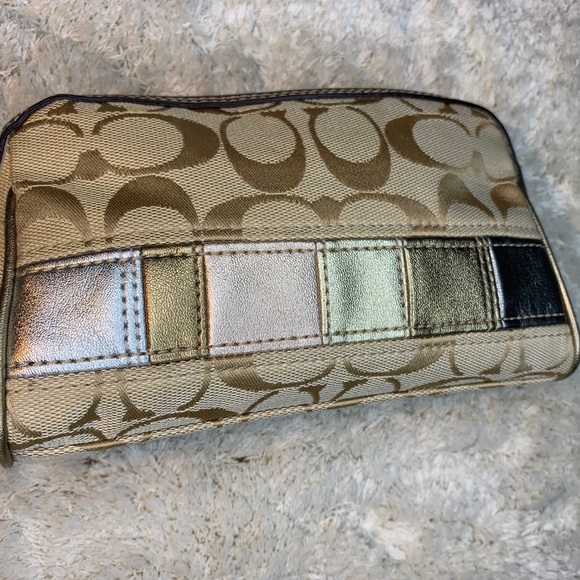 Coach Cosmetics Pouch - Picture 3 of 4